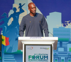 Bakary-Sega-Bathily-Directeur-General-de-lAPIX.jpeg